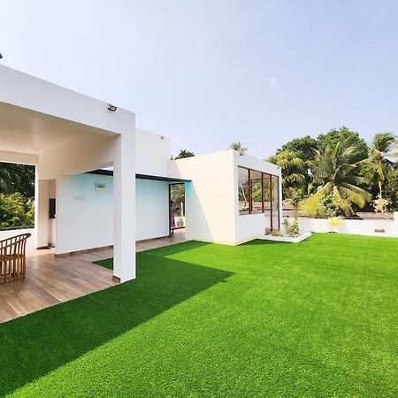 The Elegance Otel Kalutara Dış mekan fotoğraf